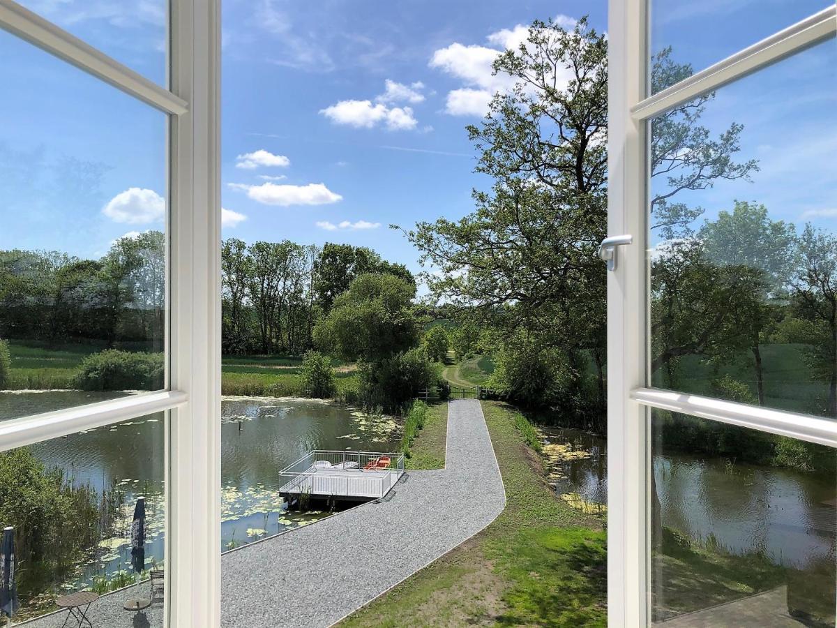 Ferienwohnungen Herrenhaus Gut Oestergaard Steinberg  Exterior foto