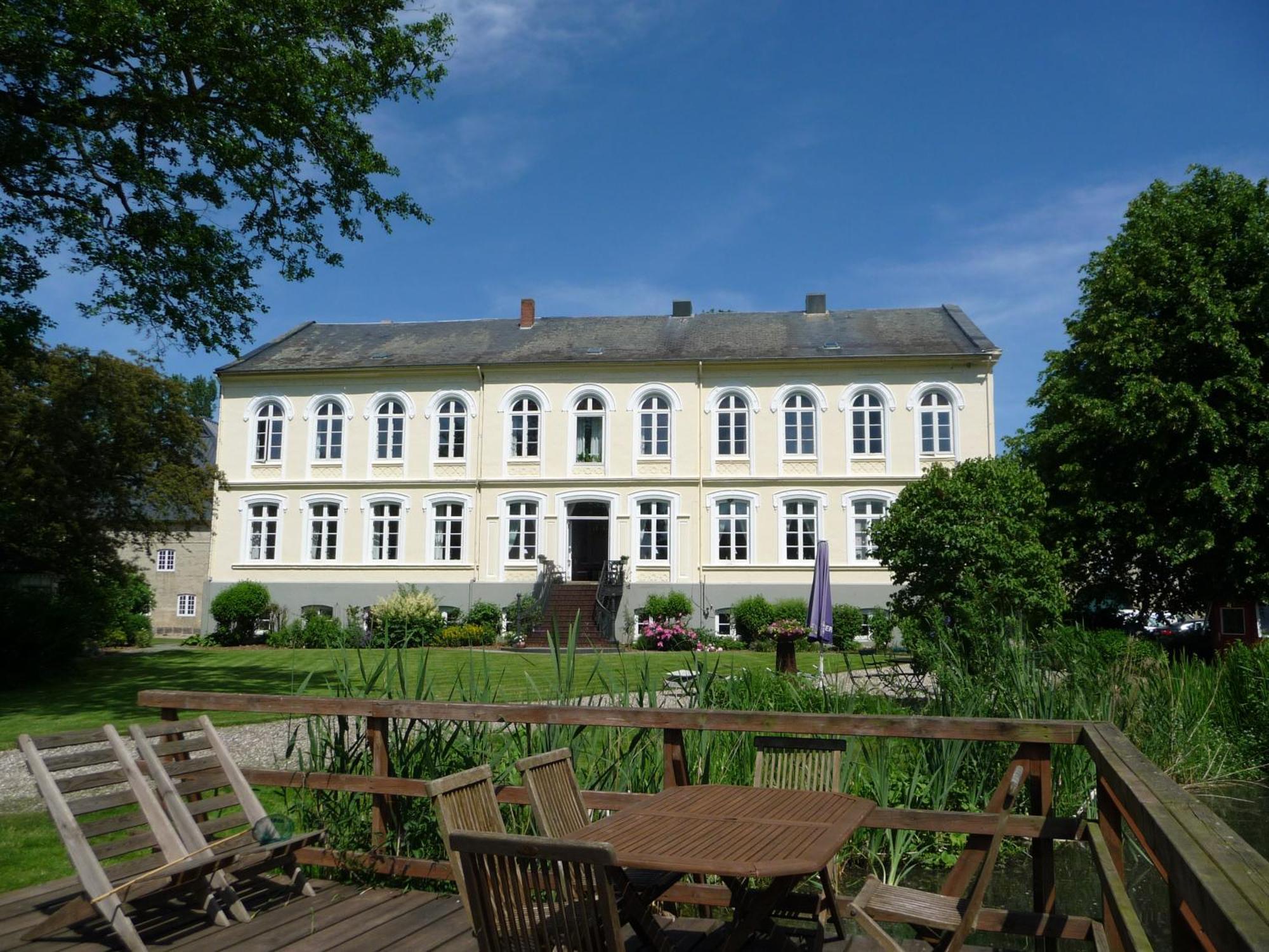 Ferienwohnungen Herrenhaus Gut Oestergaard Steinberg  Exterior foto